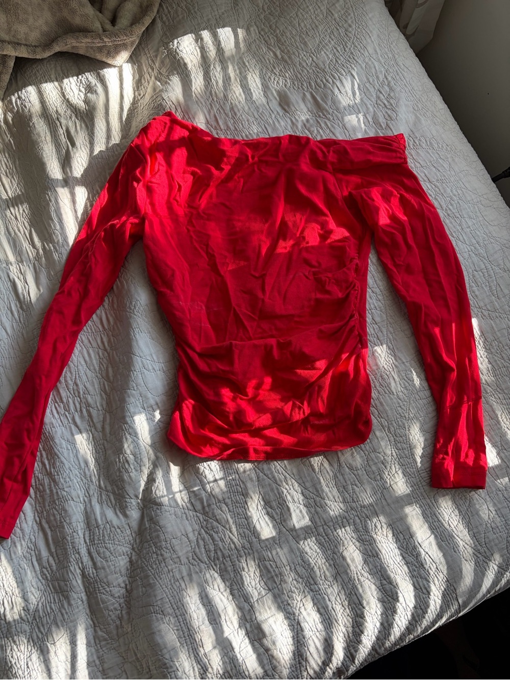 Red Asymmetrical Off-Shoulder Long-Sleeve Women's Top